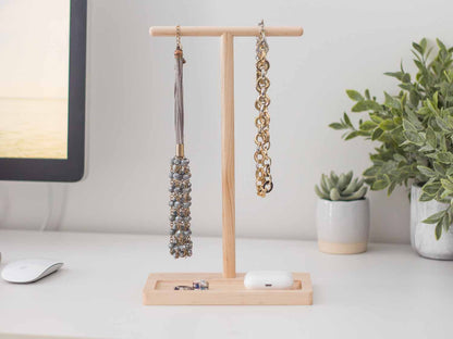 Necklace Holder (Maple)